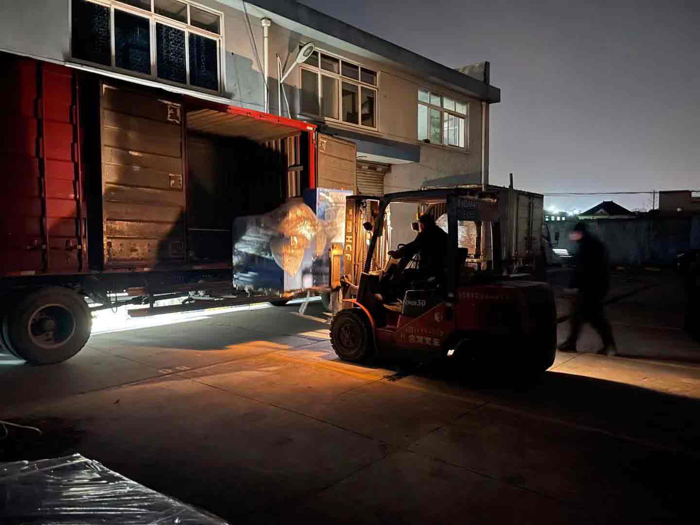 雙德譽全自動切鋁機發貨圖