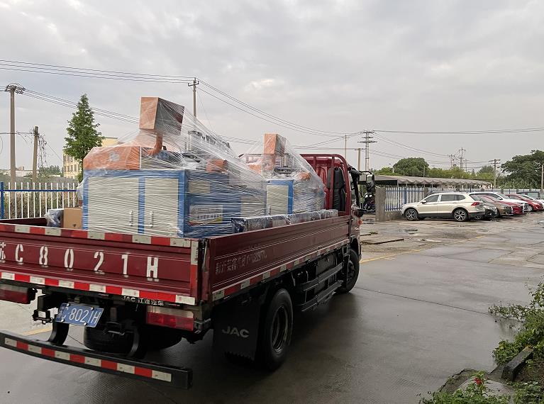 全自動切鋁機設備發貨圖