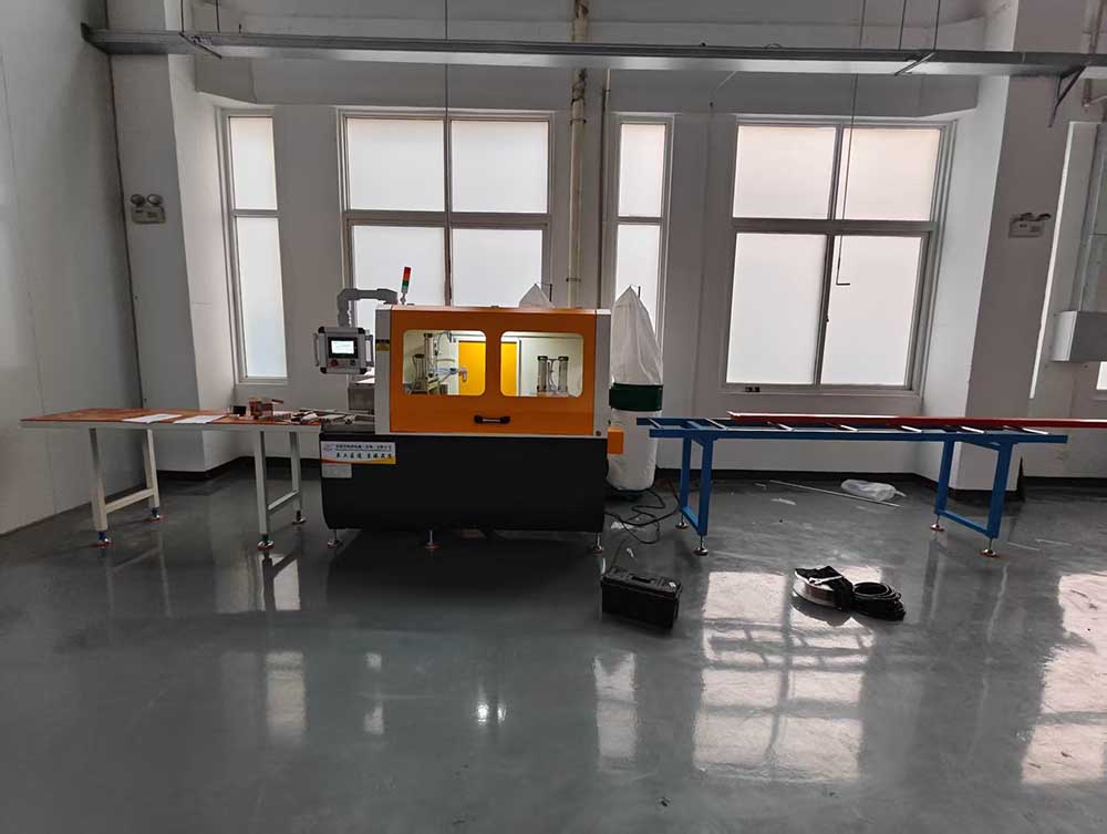 無尾料鋁材切割機