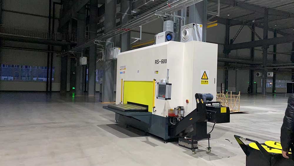 工業鋁鑄件冒口切割機，從圓鋸片到激光鋸切方式，應對汽車新能源零部件行業